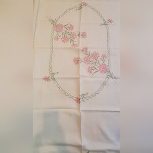 Elegant Floral Tablecloth with Pink Embroidery